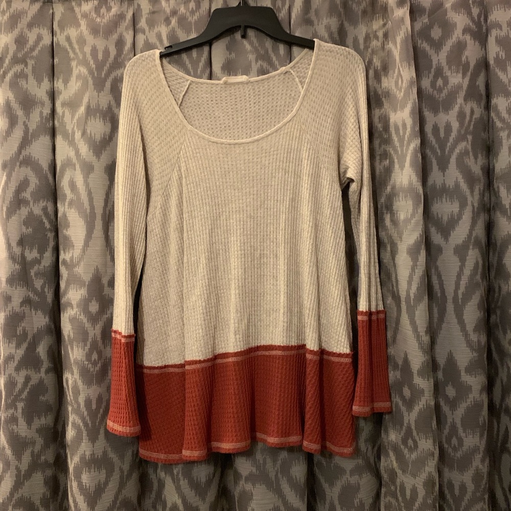 Twenty Second Top